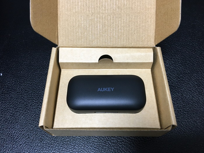 AUKEY EP-T21の充電ケース